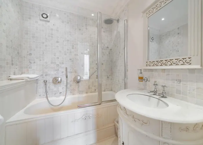 Truly Amazing 3 Bedrooms Center!! Cannes