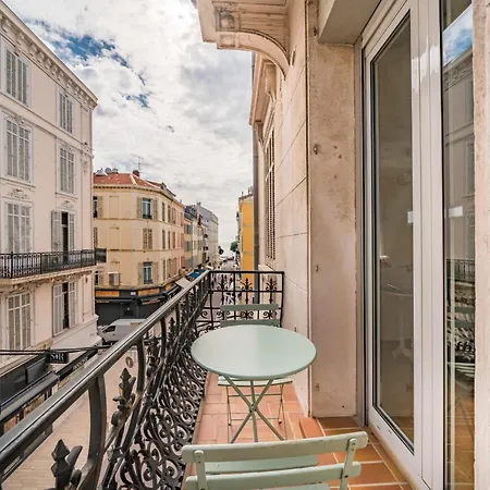 Truly Amazing 3 Bedrooms Center!! Apartamento Cannes